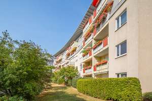 Ihr neues Zuhause! Sonnige 3 Zimmer Wohnung mit Balkon