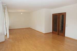 Entspannen auf Riesenbalkon: 4-Zimmer-Wohnung in Kassel-Kirchditmold. Provisionsfrei - ohne Makler – Die vollständige Adresse der Immobilie erhältst du vom Anbieter., 34130 Kirchditmold, Kassel – Vorschaubild 8