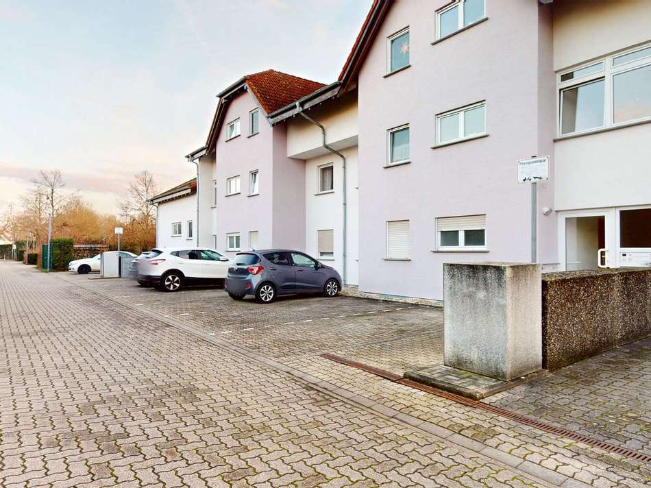 naN4odUdKWtJ64jZHhALMDs9-big 1