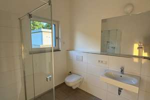 Ruhige 2-Zimmer-Dachgeschosswohnung mit Dachterrasse – ideal für komfortbewusstes Wohnen  – Kastanienhofweg 1-16, 50858 Junkersdorf, Köln – Vorschaubild 5