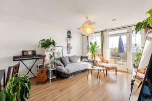 Helle 2-Zimmer-Wohnung mit besonderem Wohnflair in München-Solln