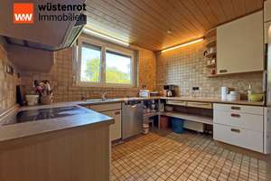 Familienfreundliches RMH in ruhiger Lage – naturnah mit großem Garten & viel Gestaltungspotenzial! – Die vollständige Adresse der Immobilie erhältst du vom Anbieter., 71229 Leonberg – Vorschaubild 10