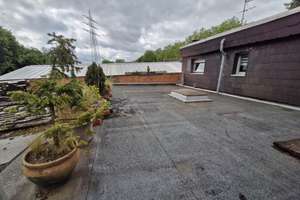 Möblierte Haus mit großer Nutzfläche/Terrasse ohne Nachbarn zu vermieten – Hundebrinkstraße 24, 45326 Altenessen-Süd, Essen – Vorschaubild 15