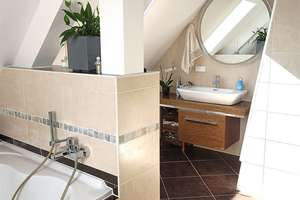 Offene Galeriewohnung mit traumhafter Dachterrasse und Kaminofen in Hannover sucht neuen Eigentümer – Die vollständige Adresse der Immobilie erhältst du vom Anbieter., 30459 Oberricklingen, Hannover – Vorschaubild 10