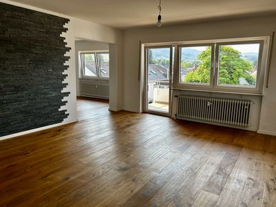 Zentrumsnahe 3,5 Zimmer-Wohnung mit Blick in den Schwarzwald