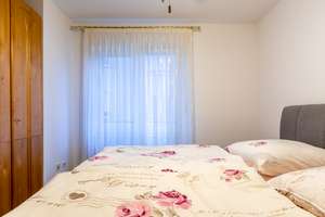 Charmant möblierte Zwei-Zimmer-Wohnung mit 2 Balkonen – Hasengartenstr. 34c, 65189 Südost, Wiesbaden – Vorschaubild 5
