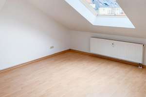 Helle 2-Zimmer-Dachgeschosswohnung nahe Auwald  - ideal für singles oder Paare – Die vollständige Adresse der Immobilie erhältst du vom Anbieter., 4159 Möckern, Leipzig – Vorschaubild 2