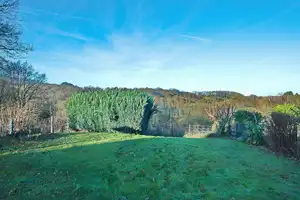 Modernes Einfamilienhaus in Top-Lage mit traumhaftem Blick ins Grüne – Solingen – Vorschaubild 2