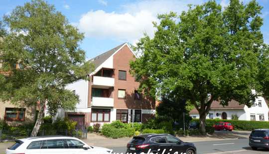 Bild von AUMUND- HAMMERSBECK | Solides Anlageobjekt mit Entwicklungspotential: 6 Parteienhaus in guter Lage