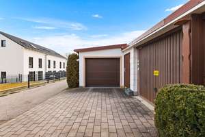 Charmantes Gevierthaus  mit Entwicklungsmöglichkeiten am Landshuter Moniberg – Die vollständige Adresse der Immobilie erhältst du vom Anbieter., 84028 Peter und Paul, Landshut – Vorschaubild 10