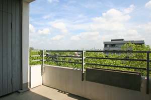 Single-Wohnung mit herrlichem Blick über Düsseldorf – Lewitstraße 39, 40547 Niederkassel, Düsseldorf – Vorschaubild 2