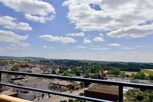 Helle, exklusive 4, bzw. 3,5  Zimmer Wohnung mit Aufzug , Balkon , Tiefgarage und EBK ! – Kirchhausener Straße 4, 74078 Frankenbach, Heilbronn – Vorschaubild 10