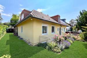 Seltene Gelegenheit: Großzügige Villa in schöner & ruhiger Wohnlage Pasing – Die vollständige Adresse der Immobilie erhältst du vom Anbieter., 81243 Pasing, München – Vorschaubild 2