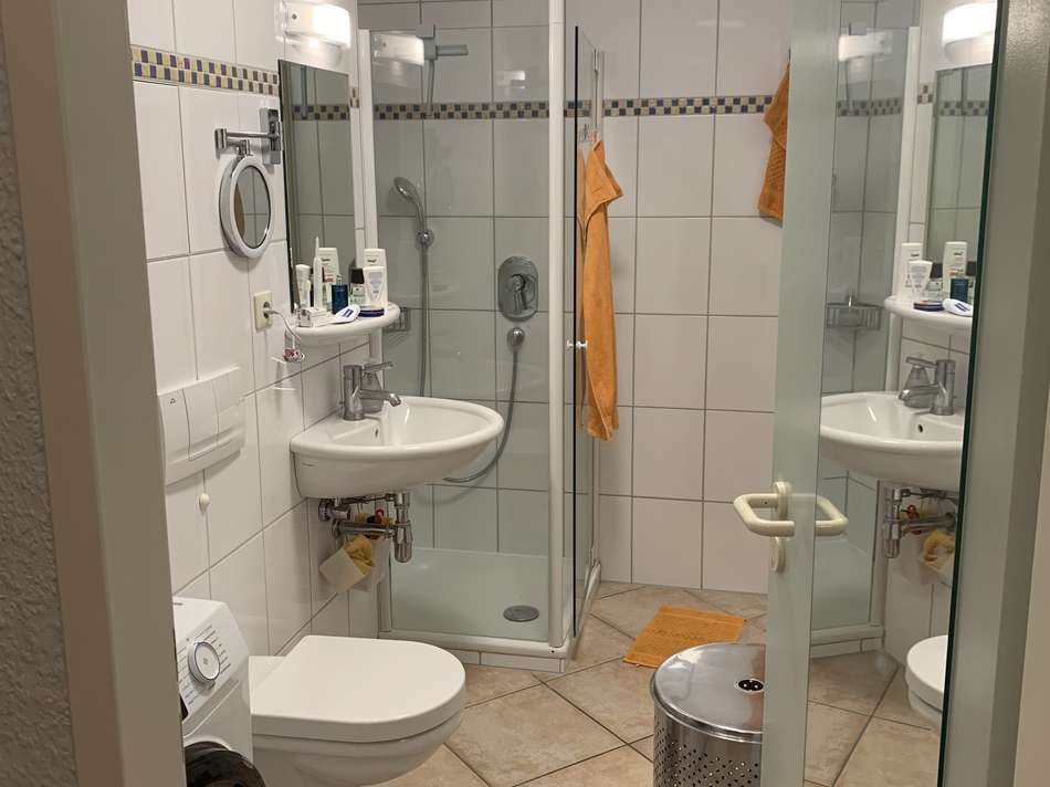 14 Badezimmer_1