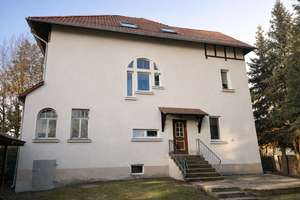 Ein Haus für Generationen – großzügig, hell und vielseitig in Lobstädt! – Die vollständige Adresse der Immobilie erhältst du vom Anbieter., 4575 Neukieritzsch – Vorschaubild 2