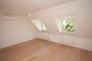 Architektur trifft Wohnkomfort! Aussergewöhnliche Maisonette mit Galerie und Loft-Charakter! – Andernacherstr. 6, 50968 Marienburg, Köln – Vorschaubild 4