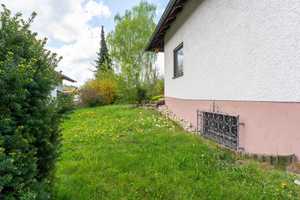 Willkommen in Ihrem neuen Zuhause: Zwei Wohneinheiten, viel Raum & ein Garten zum Verlieben – Augsburg (Kreis) – Vorschaubild 6