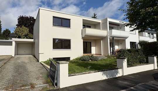 Bild von Modernisierter Bauhaus-Klassiker in ruhiger, zentrumsnaher Lage