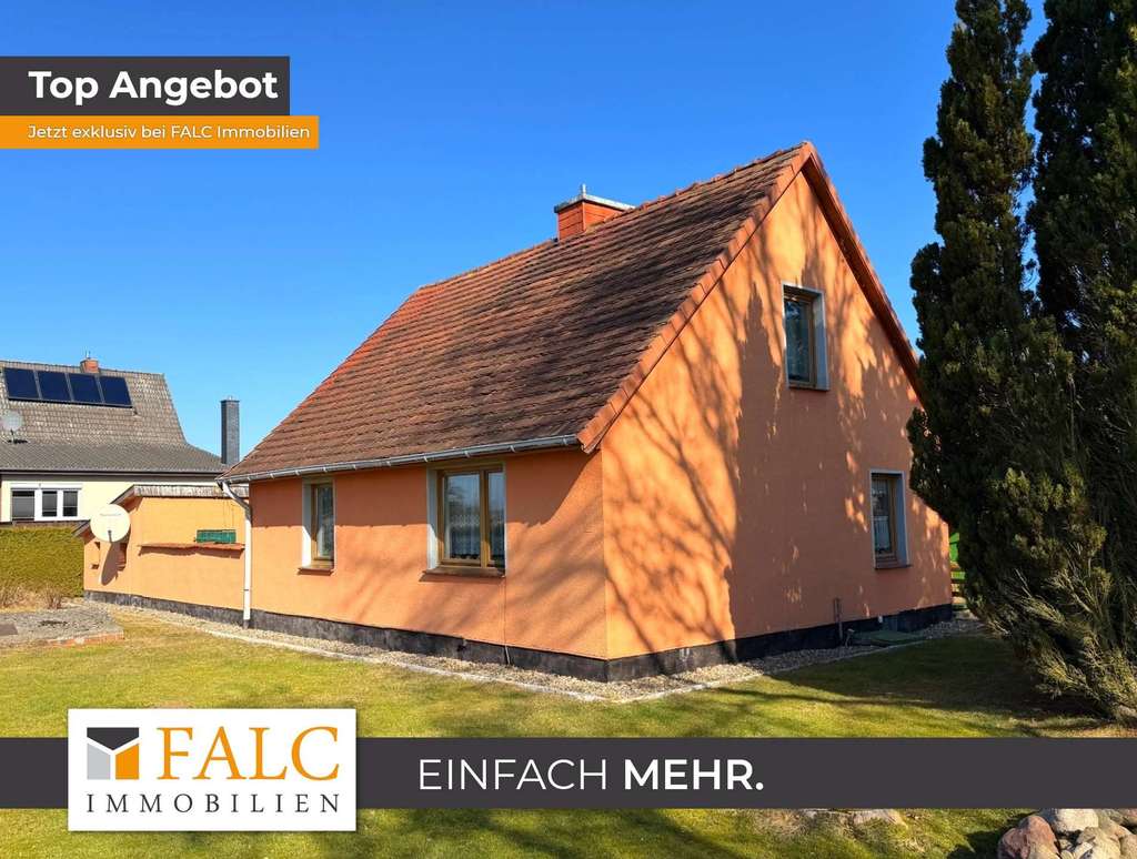 Immobilie in Grambow - ***Einfamilienhaus in ruhiger Lage auf großem Grundstück – viel Raum für Ihre Ideen*** - Bild 0