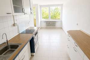 Attraktive 3-Zimmer-Eigentumswohnung mit Süd-Loggia und Tiefgaragenstellplatz in Denzlingen