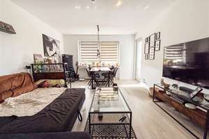 Moderne 3-Zimmer-Wohnung mit Loggia & Einbauküche in Düsseldorf-Unterrath