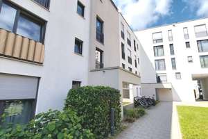 Moderne 3-Zimmer Wohnung mit kleinem Garten