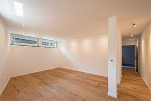 Puristische Luxus-Villa Bestlage Riedberg Westflügel – Frankfurt am Main – Vorschaubild 16
