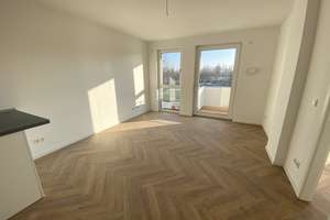 Moderne 2 Zimmer mit EBK und Balkon - Willkommen in Pankow!