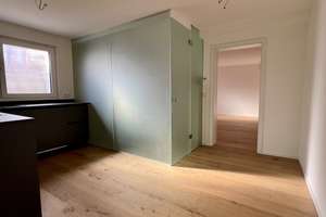 Attraktive 1,5-Zimmer-Wohnung mit luxuriöser Innenausstattung und großzügiger Terrasse  – Die vollständige Adresse der Immobilie erhältst du vom Anbieter., 70469 Hohe Warte, Stuttgart – Vorschaubild 2
