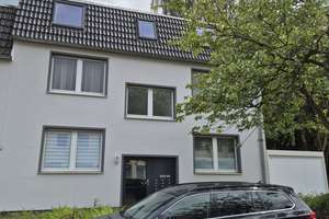 Zuhause mit Balkon und Einbauküche in Bochum
