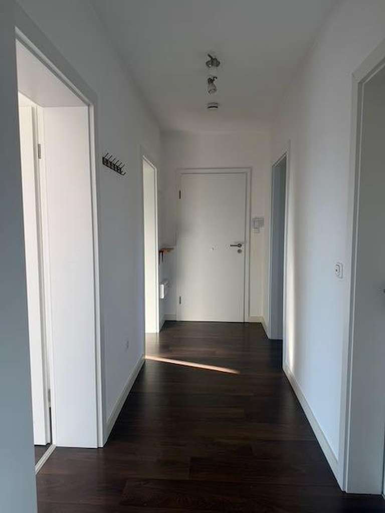 Immobilie in Rehburg-Loccum - 3-Zimmer-Wohnung im 1. OG mit eigenem Dachgeschoss und viel Ausbaupotenzial - Bild 3