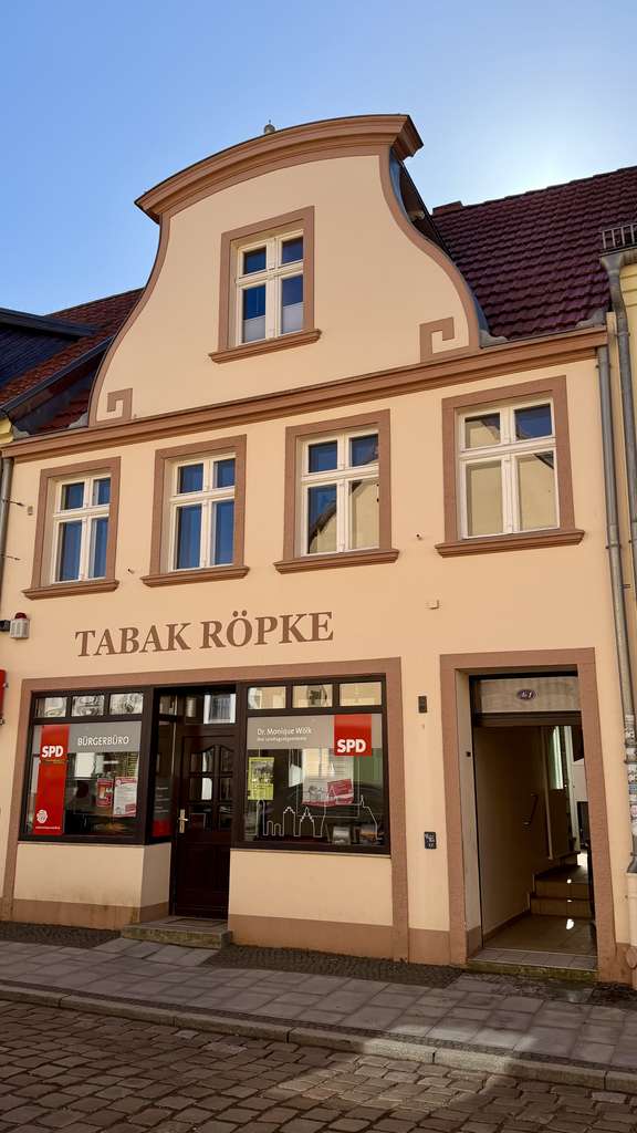 Immobilie in Grimmen - Schöner Altbau im Stadtzentrum  - Bild 0