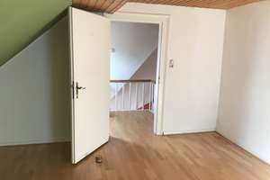 ***Doppelhaushälfte als Fachwerkhaus mit zwei Wohneinheiten in bevorzugter Wohnlage*** – Die vollständige Adresse der Immobilie erhältst du vom Anbieter., 42719 Wald, Solingen – Vorschaubild 10