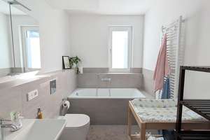 Neubau‑3‑Zimmer‑Wohnung in ruhiger Lage mit 2 Bädern und Süd-Loggia – Die vollständige Adresse der Immobilie erhältst du vom Anbieter., 12109 Mariendorf, Berlin – Vorschaubild 3