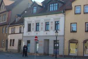 Wohn- & Geschäftshaus im Zentrum von Naumburg – Fachwerkhaus – Fassade Denkmalschutz – 2 GE – 4 WE – Die vollständige Adresse der Immobilie erhältst du vom Anbieter., 6618 Naumburg (Saale) – Vorschaubild 1