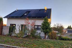 Neuwertiges 5-Zimmer-Einfamilienhaus mit Einbauküche in Attenweiler, Attenweiler – Meisenweg 2, 88448 Attenweiler – Vorschaubild 4