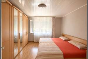 Charmante 4-Zimmer-Wohnung in Zweifamilienvilla mit großem Gemeinschaftsgarten in Göppingen – Die vollständige Adresse der Immobilie erhältst du vom Anbieter., 73033 Göppingen – Vorschaubild 15