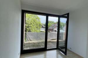 3-Zimmer-Wohnung mit Einbauküche, zwei Balkonen, Kamin und Fußbodenheizung in Düsseldorf-Unterrath – Am Grenzgraben 26, 40468 Unterrath, Düsseldorf – Vorschaubild 10