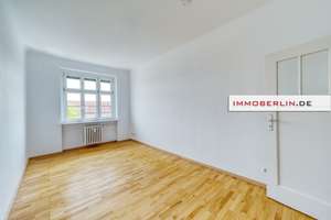 IMMOBERLIN.DE - Freundliche Altbauwohnung mit Balkonloggia zwischen City-West & Grunewald – Die vollständige Adresse der Immobilie erhältst du vom Anbieter., 14199 Schmargendorf, Berlin – Vorschaubild 3