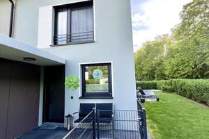 Modernes, neuwertiges Reihenendhaus am Waldrand, urbaner Lifestyle trifft Naturparadies in Alzey