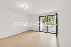 Citynah & bezugsfrei: 2-Zimmer-Wohnung mit Loggia und Blick ins Grüne – 60488 Hausen, Frankfurt am Main – Vorschaubild 2