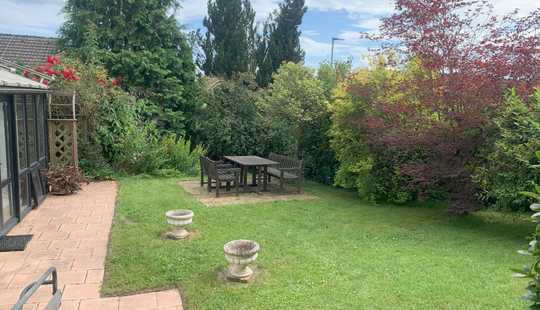 Bild von Freistehendes Einfamilienhaus mit Einliegerwohnung