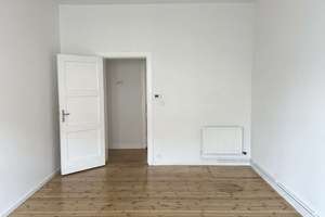 Bezugsfreie, großzügige 2-Zi.-Altbauperle mit großer Wohnküche - Fußläufig vom Lietzensee entfernt! – Sophie-Charlotten-Straße 46, 14059 Charlottenburg, Berlin – Vorschaubild 7