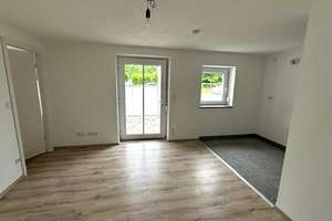 Charmante 2-Zimmer-Wohnung mit Terrasse und Stellplatz – Die vollständige Adresse der Immobilie erhältst du vom Anbieter., 86633 Neuburg an der Donau – Vorschaubild 2