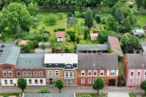Selbstnutzung oder Kapitalanlage: 3-Parteien-Haus in zentraler Wohnlage – Die vollständige Adresse der Immobilie erhältst du vom Anbieter., 17087 Altentreptow – Vorschaubild 5