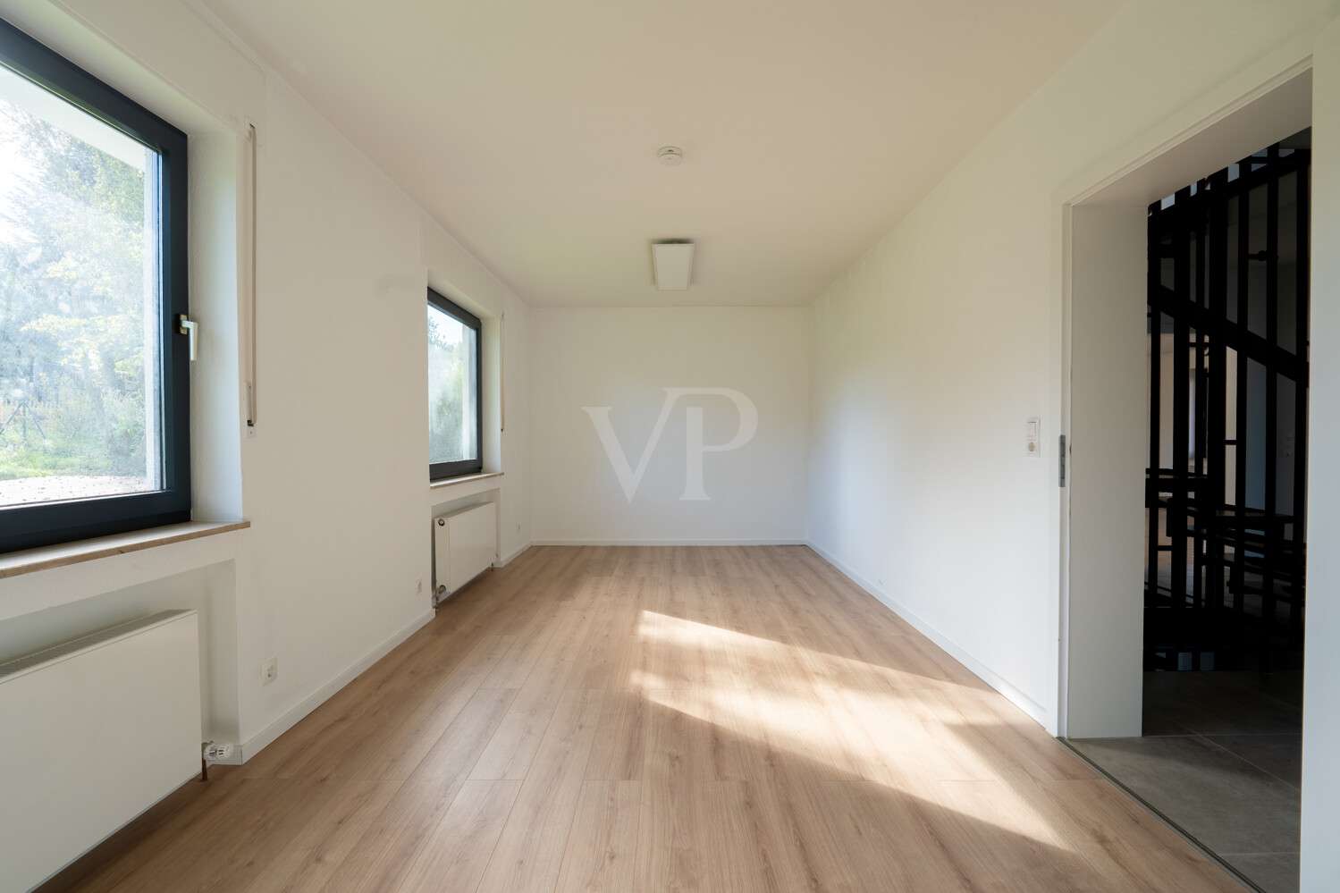 Immobilie in Simmern - Renoviertes Einfamilienhaus mit Einliegerwohnung in idyllischer Ortsrandlage - Bild 4