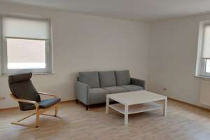 schöne, gemütliche und teilmöblierte Wohnung mit Balkon in zentraler Lage von Siegen – Friedrich-Wilhelm-Straße 90, 57074 Siegen, Siegen – Vorschaubild 3