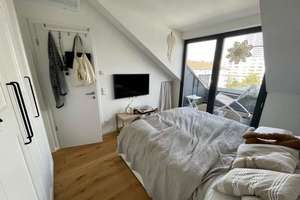 Neuwertige 2,5-Raum-Wohnung mit Balkon und Einbauküche in München Schwabing (Olympiapark) – Die vollständige Adresse der Immobilie erhältst du vom Anbieter., 80809 Am Luitpoldpark, München – Vorschaubild 2