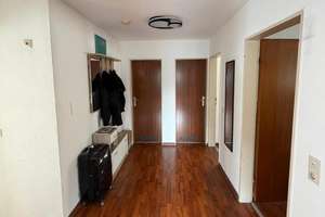 Zentral gelegene 2 Zimmer DG Wohnung  – Die vollständige Adresse der Immobilie erhältst du vom Anbieter., 70372 Cannstatt-Mitte, Stuttgart – Vorschaubild 2