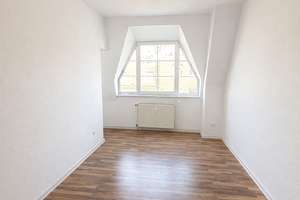 Modernisierte und lichtdurchflutete Dachgeschosswohnung – Die vollständige Adresse der Immobilie erhältst du vom Anbieter., 47053 Hochfeld, Duisburg – Vorschaubild 5